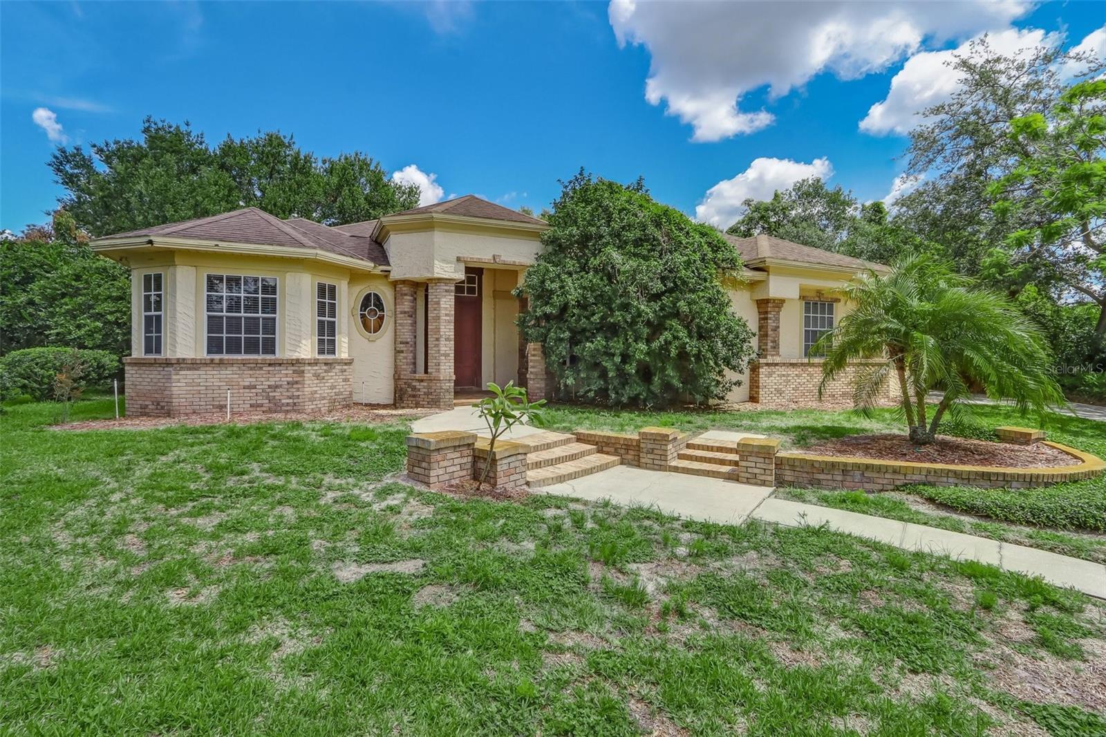 Property Photo: 1370 Lake Rogers Circle FL 32765