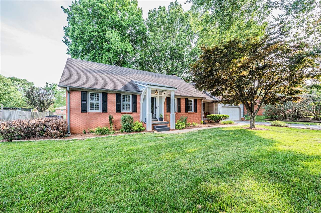 Property Photo: 1930 Mosswood Drive KY 42104