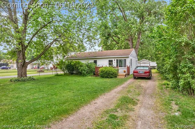 Property Photo:  19234 Sylvia Avenue  MI 48174 