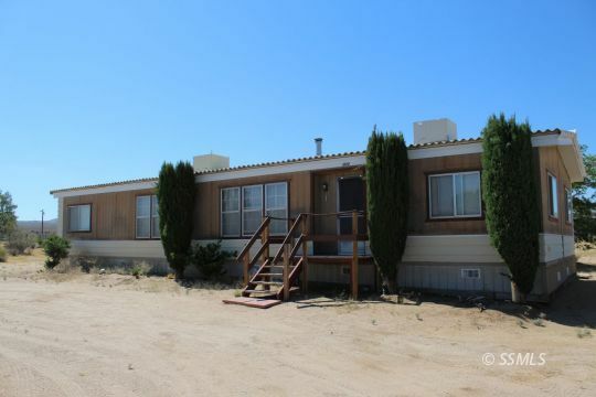 Property Photo:  1828 E Radar Ave  CA 93555 