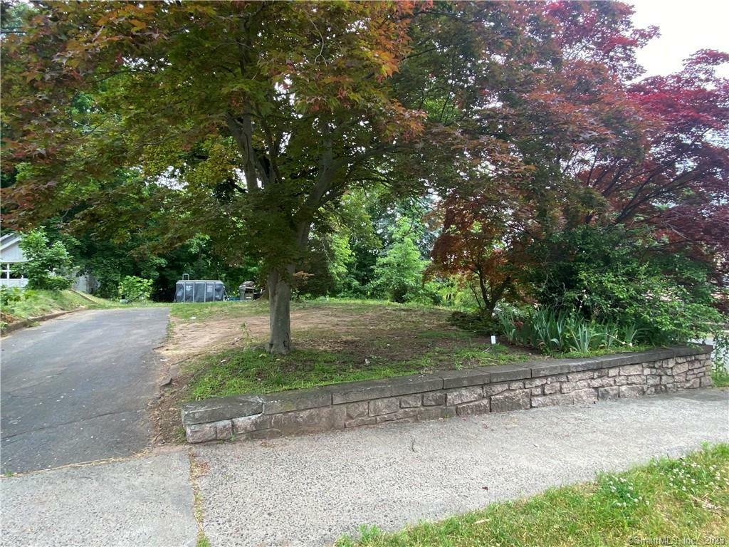 47 Hemlock Street  West Haven CT 06516 photo