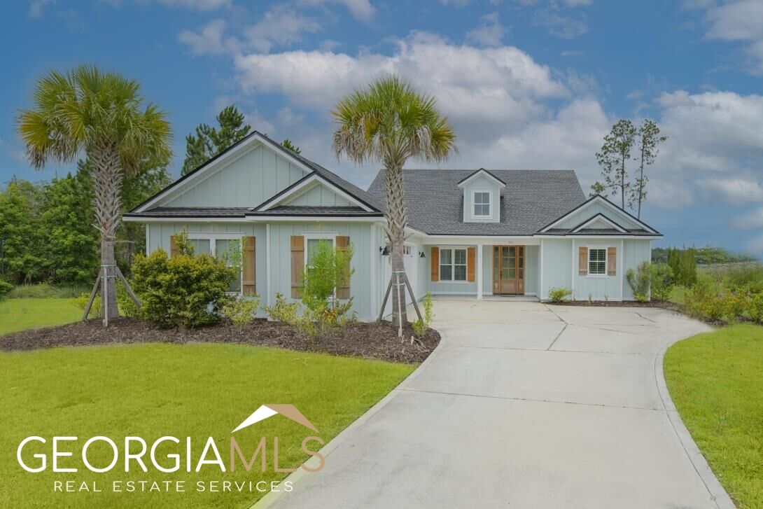 Property Photo:  105 Firefly Court  GA 31558 