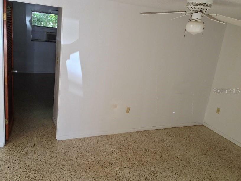 Property Photo:  619 N East Avenue 621  FL 34237 