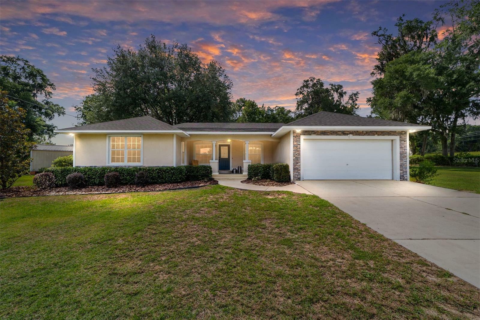 Property Photo:  16403 NW 138th Avenue  FL 32615 