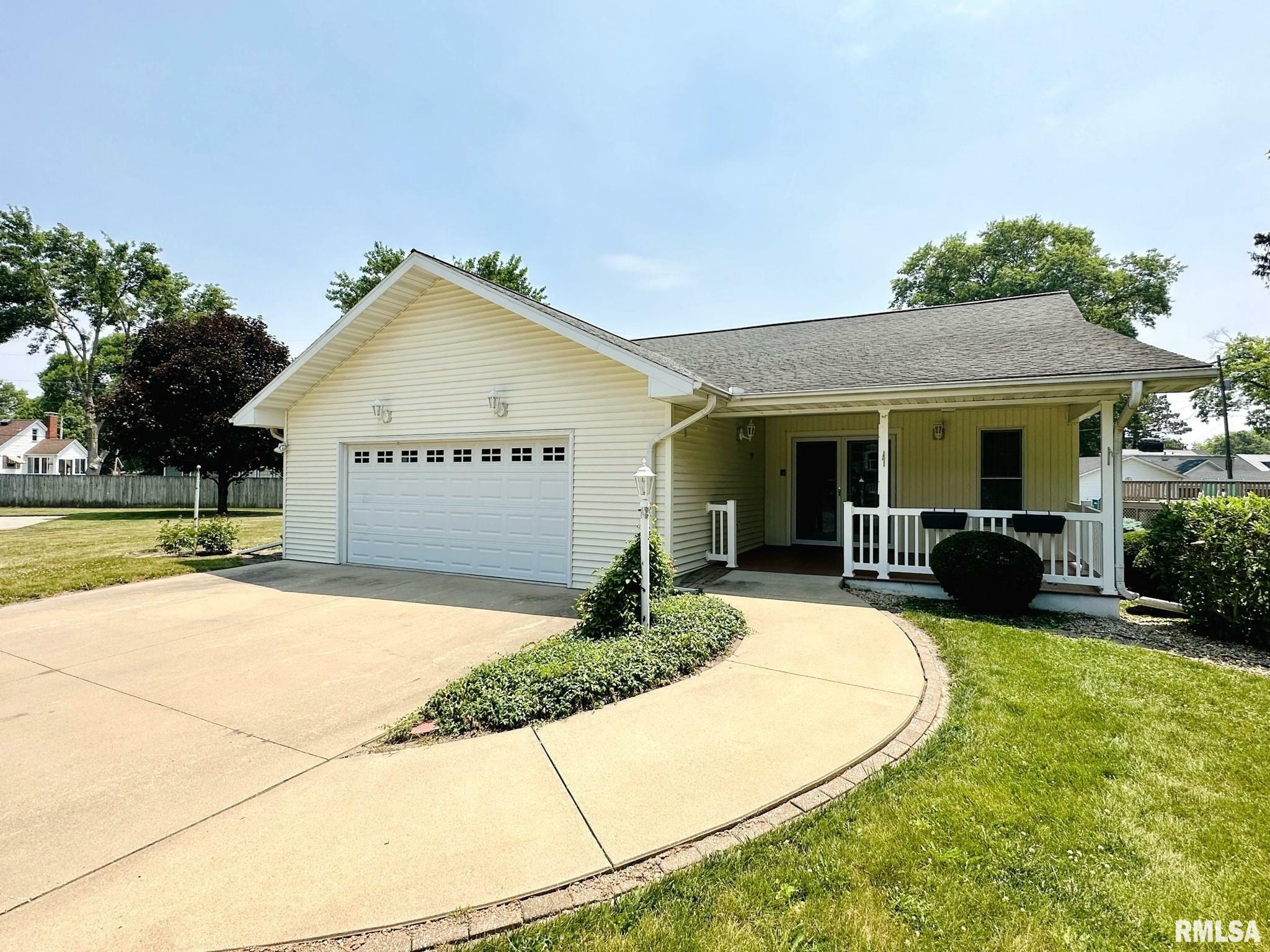 Property Photo:  1987 Patterson Drive  IL 61401 