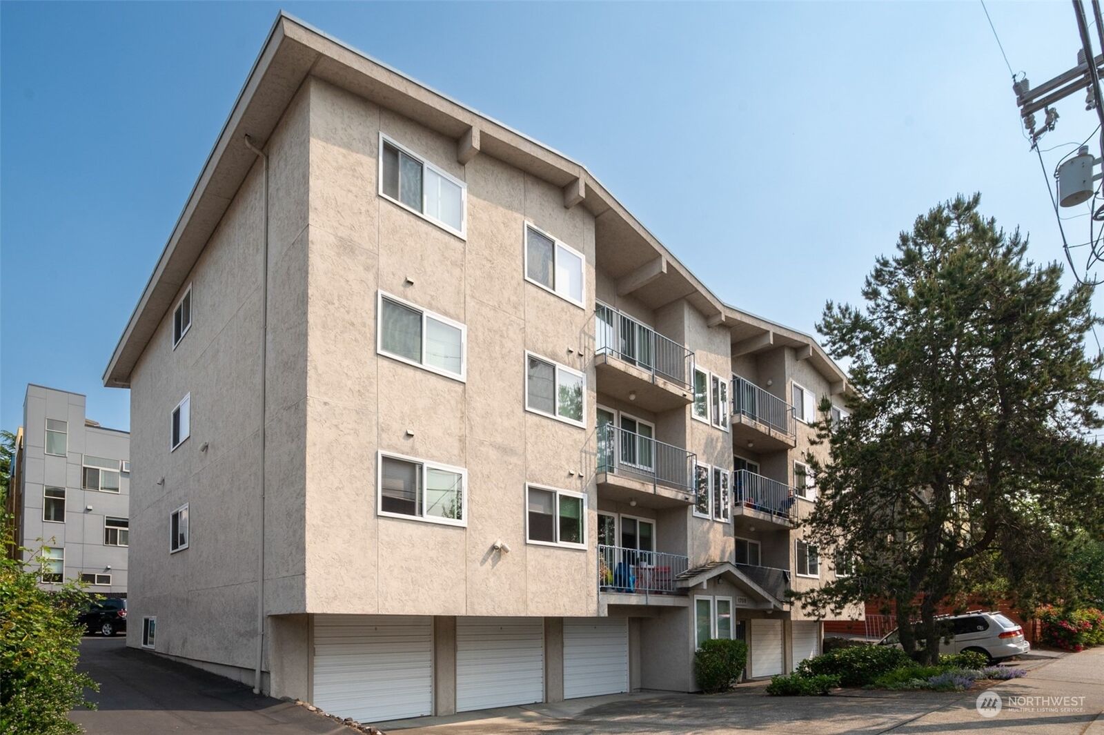 Property Photo: 1706 NW 59th Street WA 98107