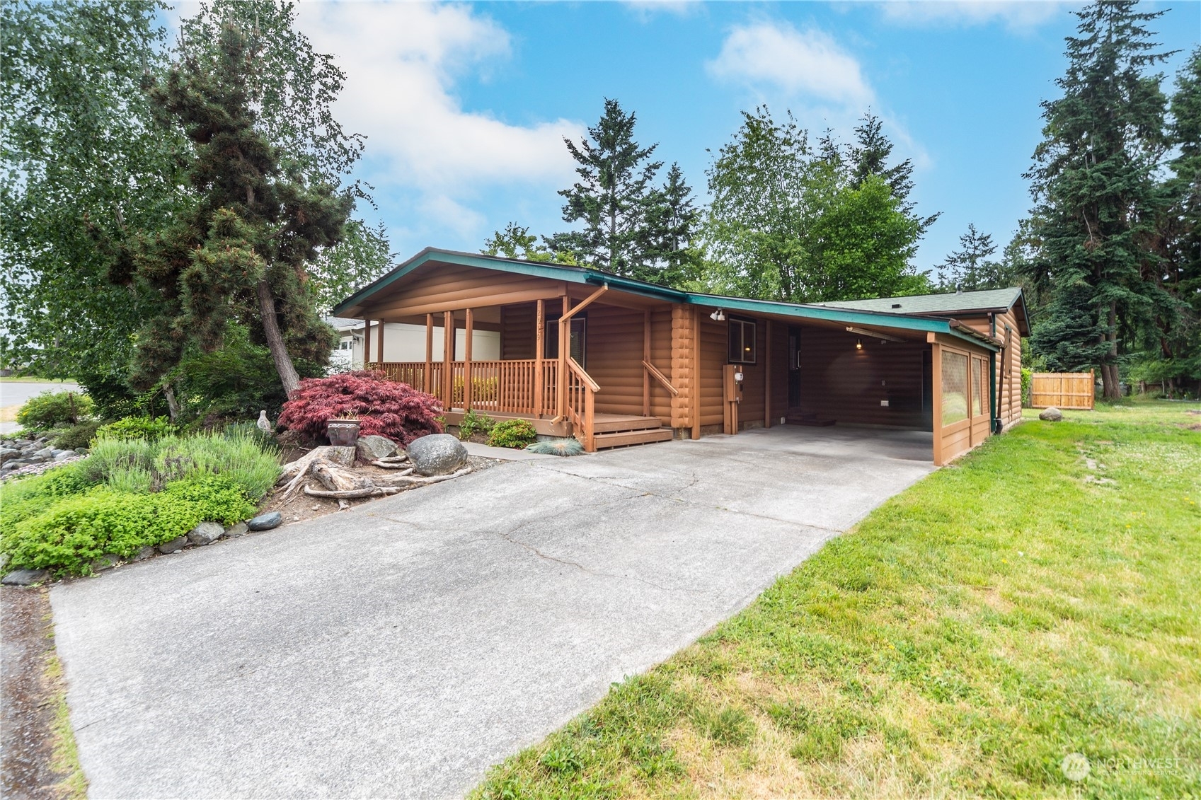 Property Photo:  2019 Summit Way  WA 98368 