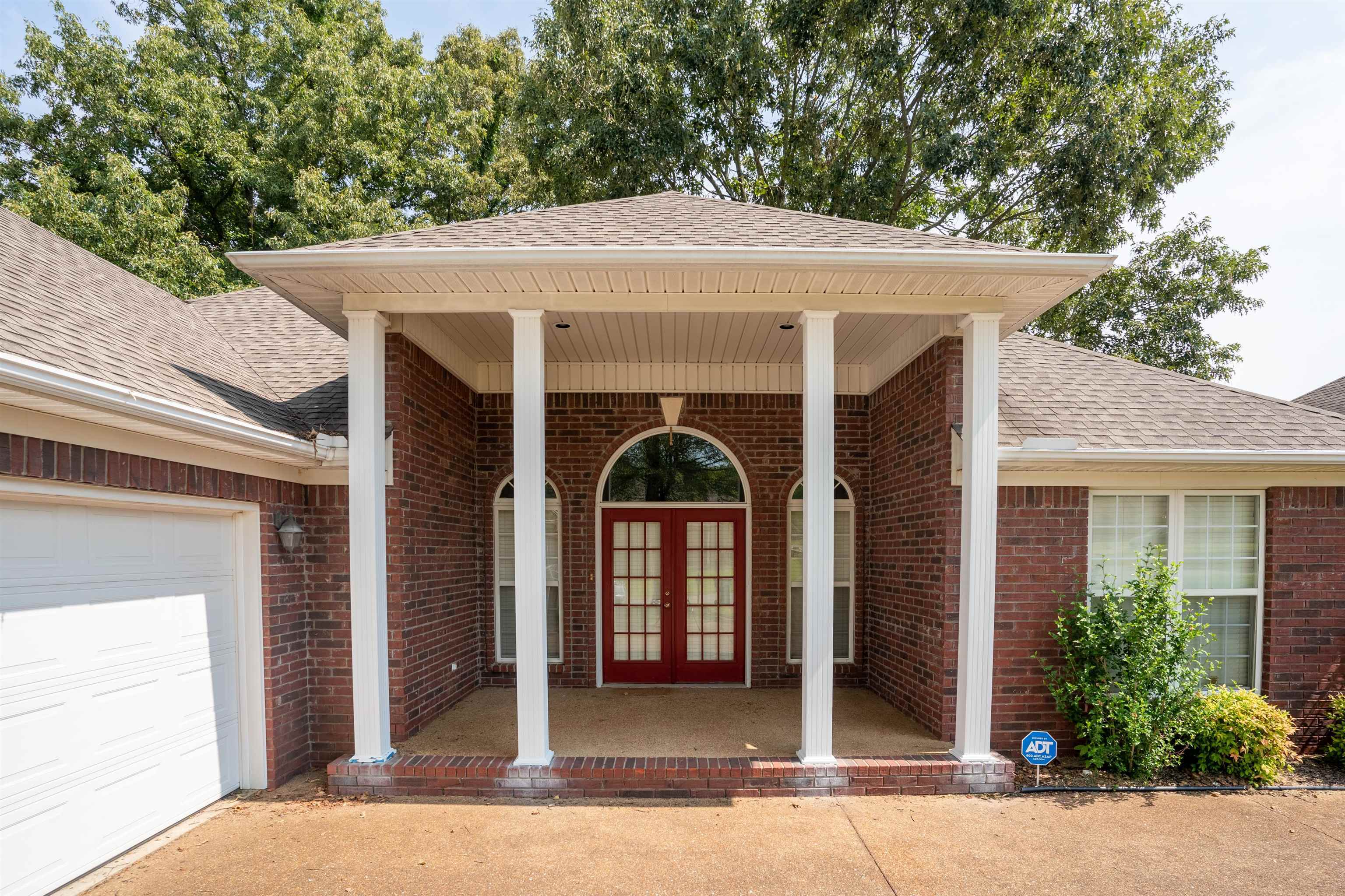 Property Photo:  59 Castlegate Dr.  TN 38305 