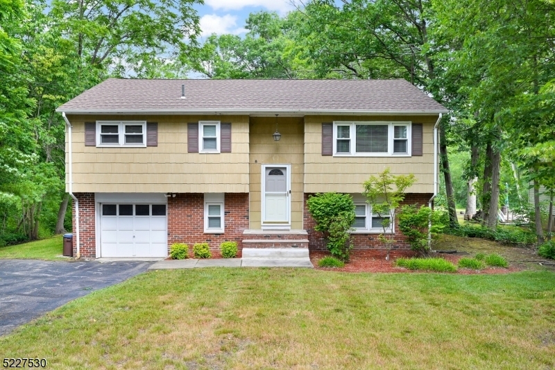 Property Photo:  111 Marshall Hill Rd  NJ 07480 