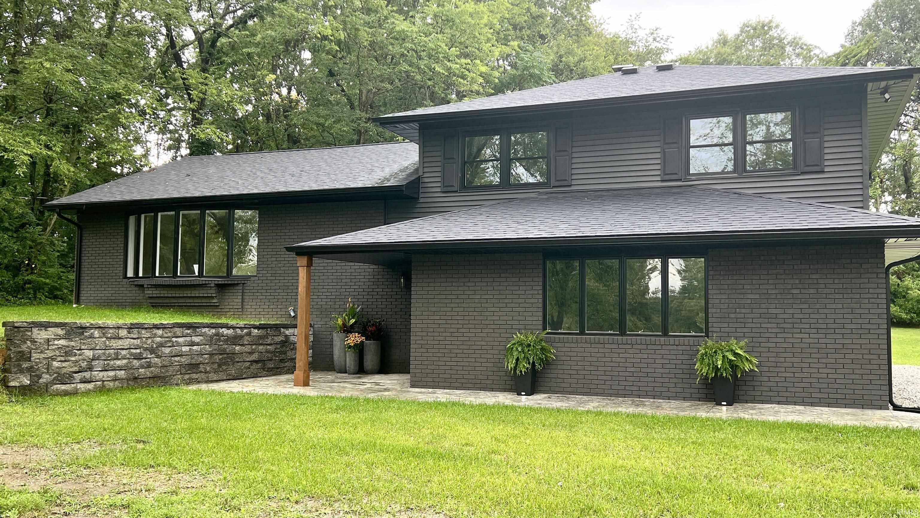 Property Photo: 479 State Rd 261 IN 47601