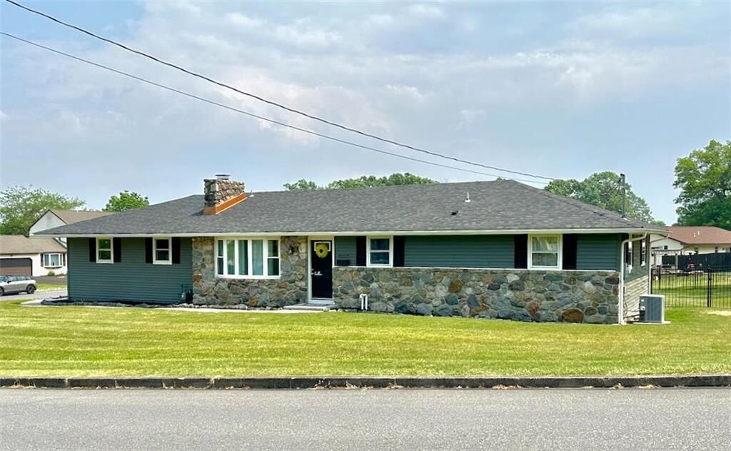 Property Photo:  710 Walnut Street  PA 18013 