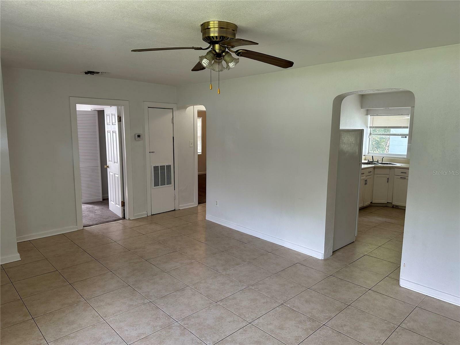 Property Photo:  1902 Azalea Avenue  FL 32792 