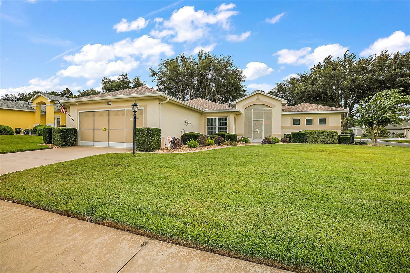 Property Photo:  5325 Treasure View Way  FL 34748 