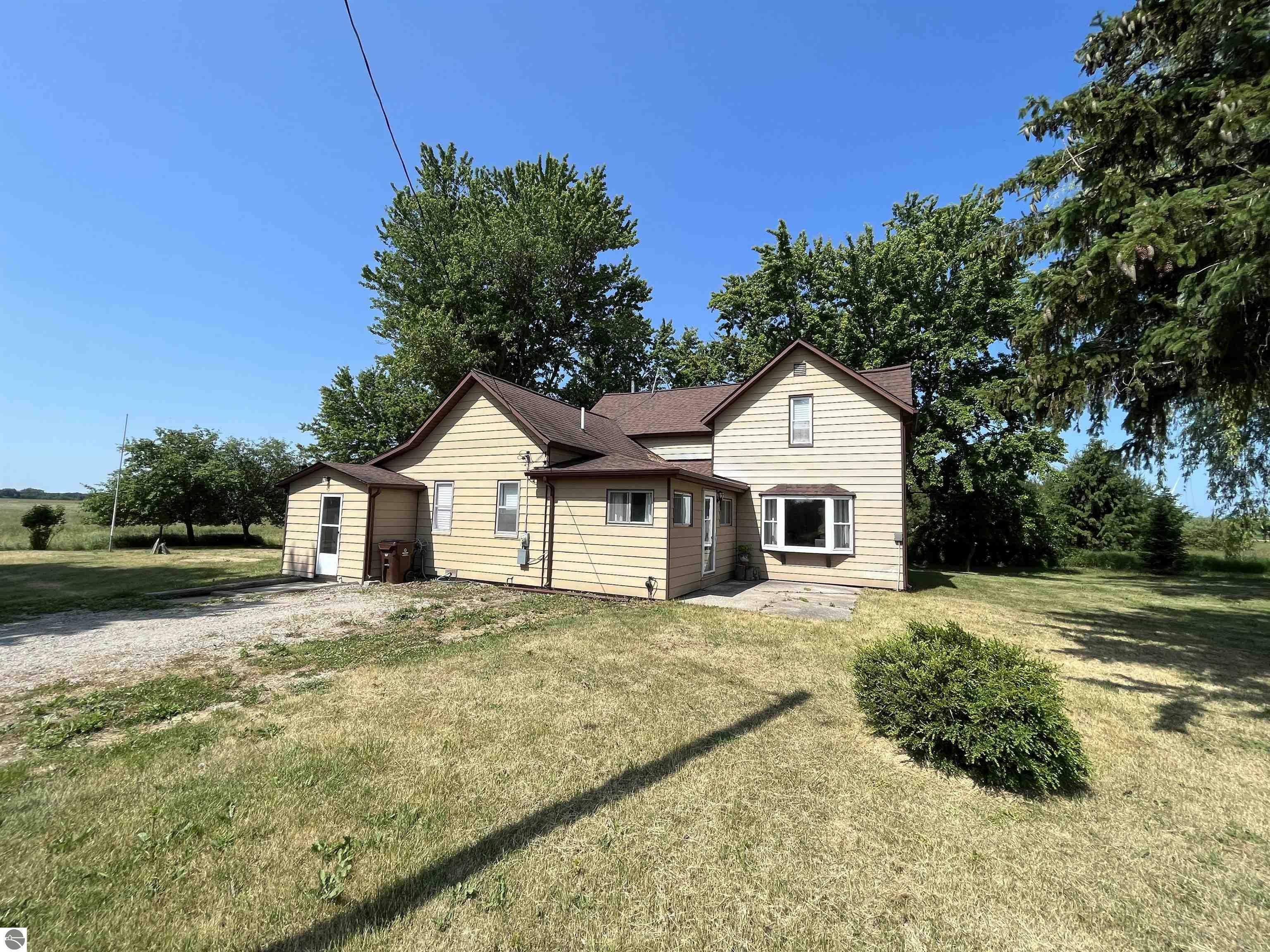 Property Photo:  7410 E Rosebush Road  MI 48858 