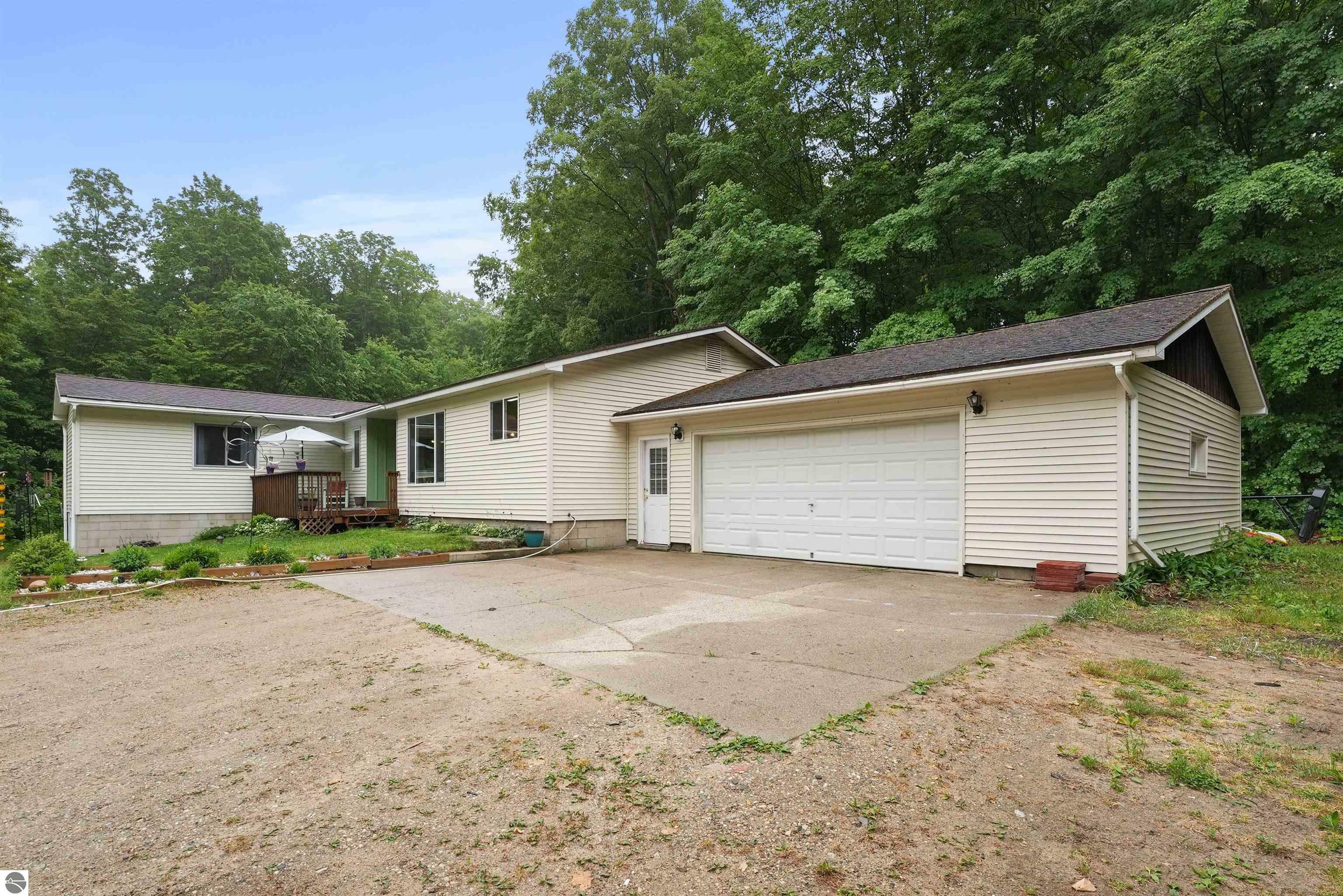 Property Photo:  5730 N 39 Road  MI 49663 