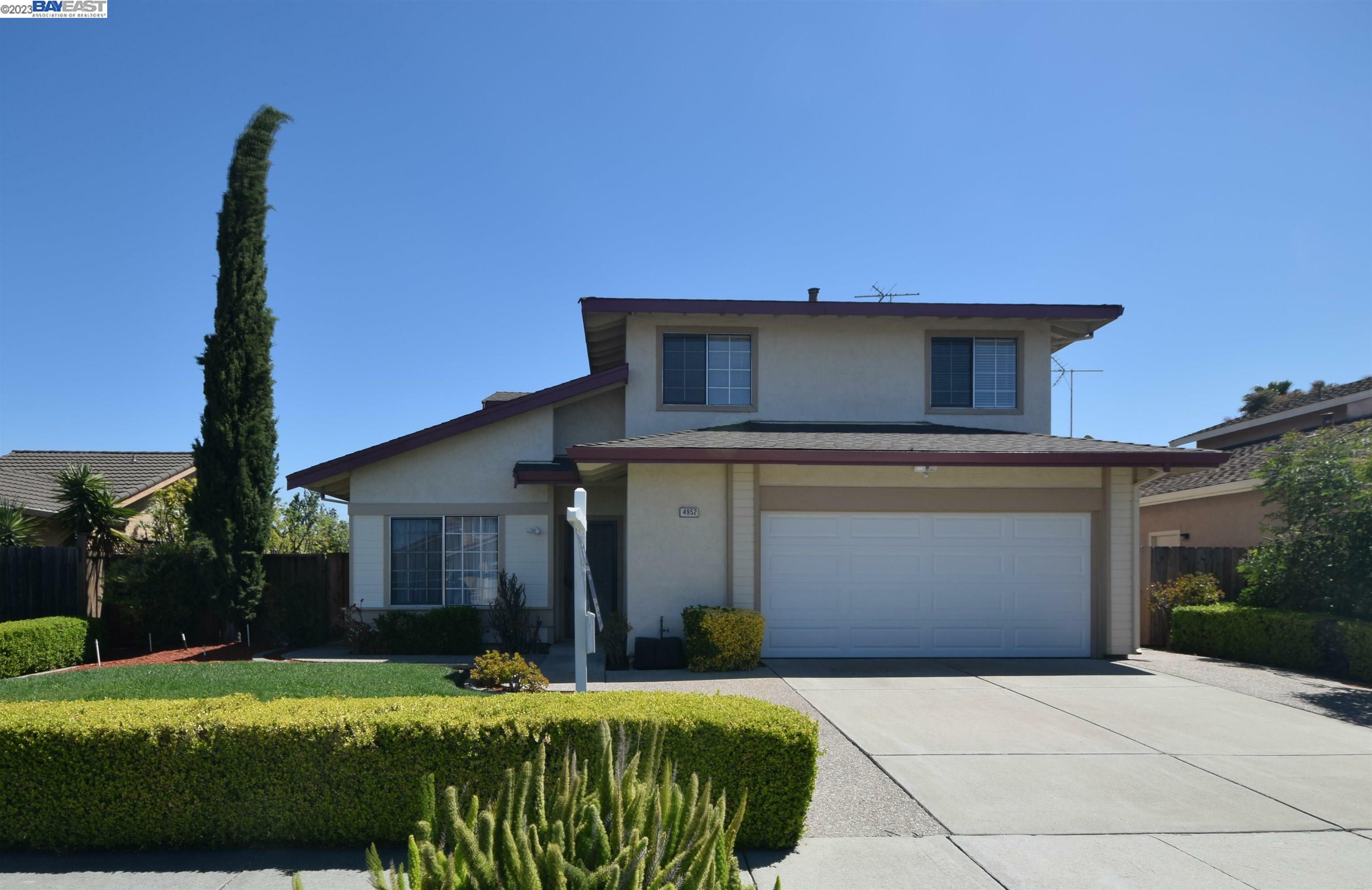 Property Photo: 4952 Seneca Park Loop CA 94538