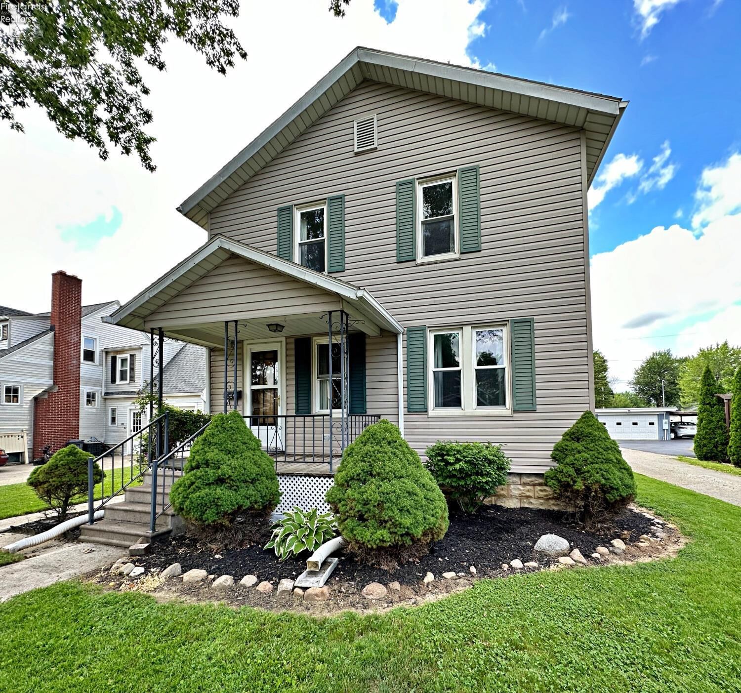 Property Photo:  144 W Davis Street  OH 44883 