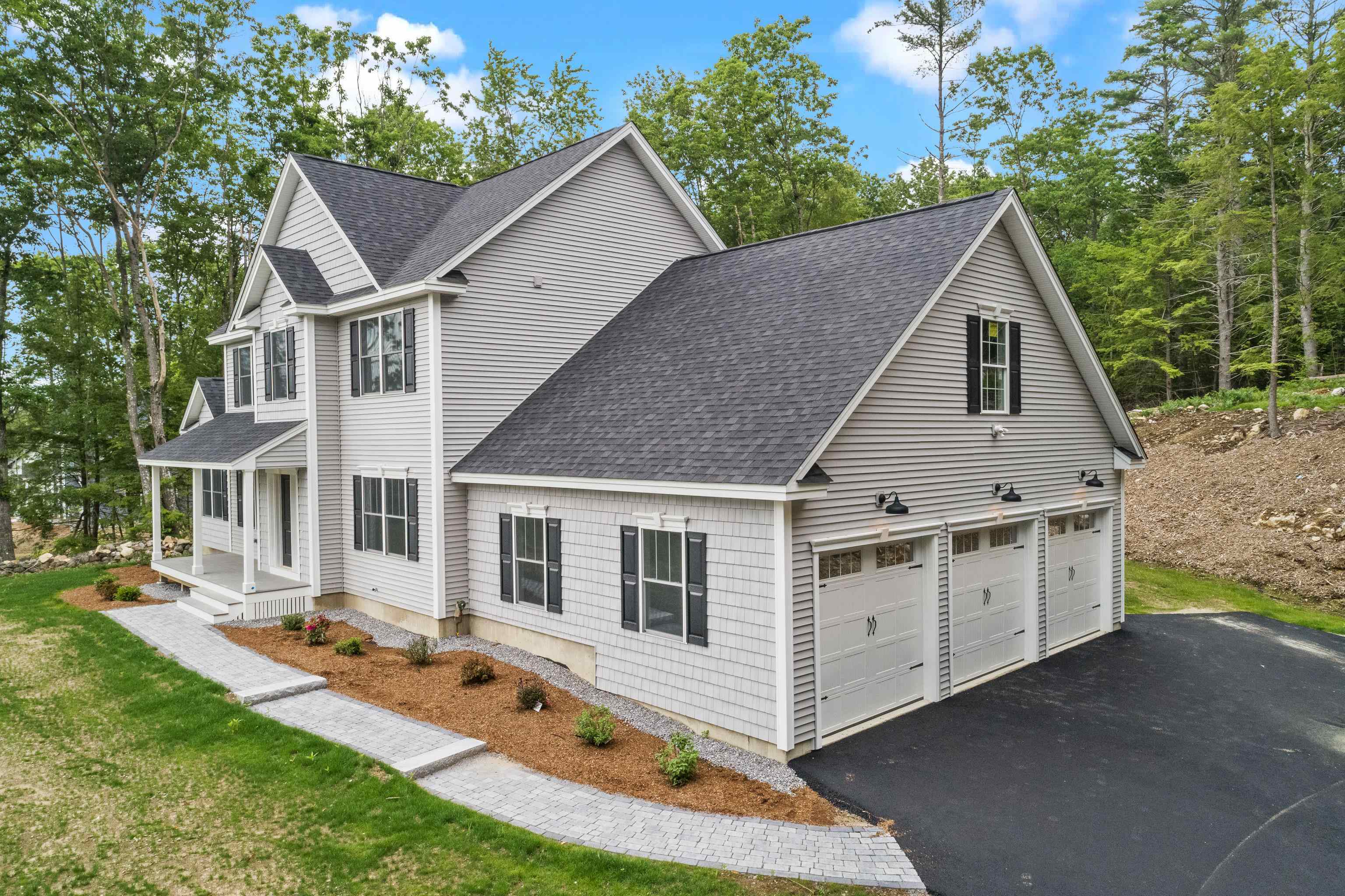 Property Photo: 308 Montelona Road NH 03045