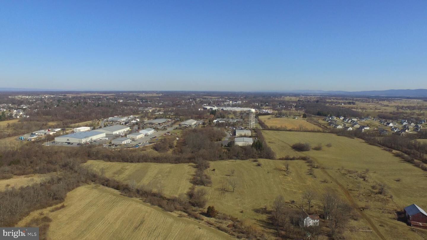 Property Photo: 11 Lindey Lane VA 22611