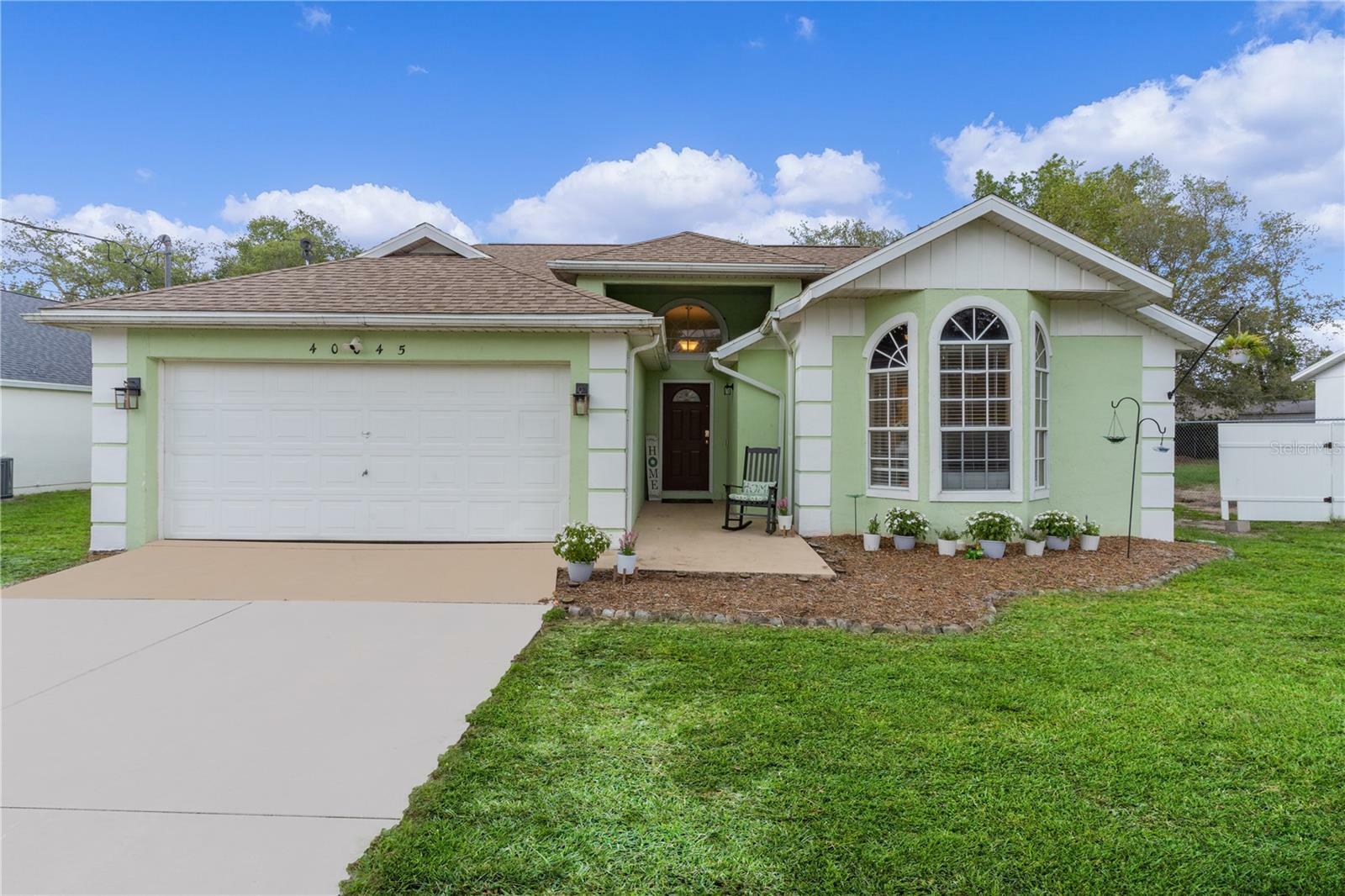 Property Photo:  40045 Palm Street  FL 32159 