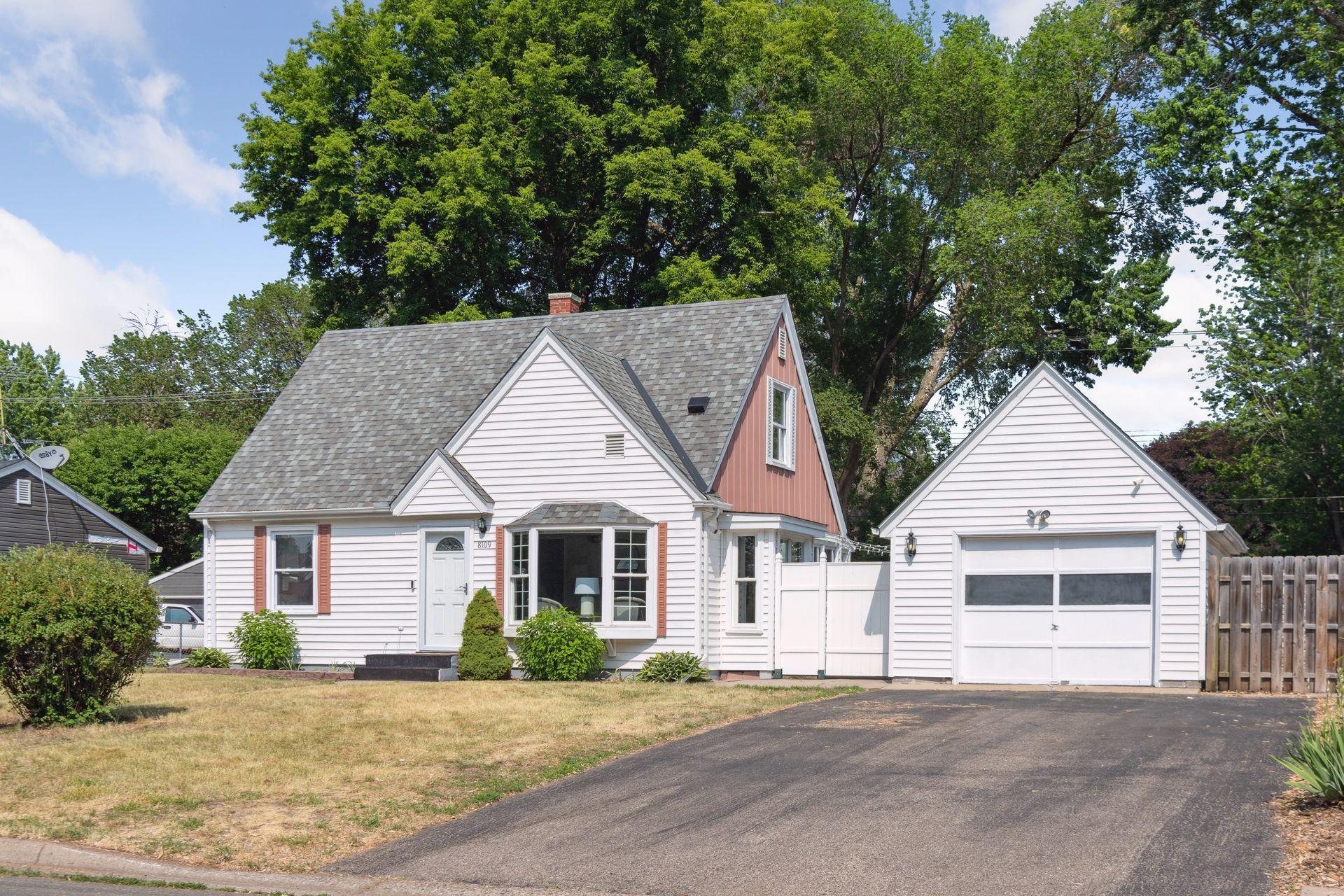 Property Photo: 8109 Stevens Avenue S MN 55420