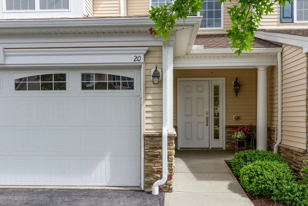 Property Photo: 20 Wilshire Way 62 MA 01752