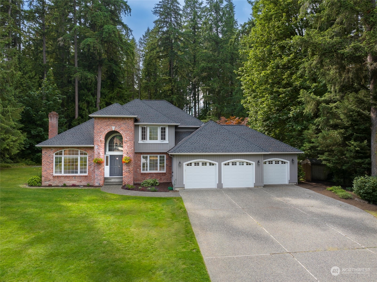 Property Photo:  14341 189th Way NE  WA 98072 