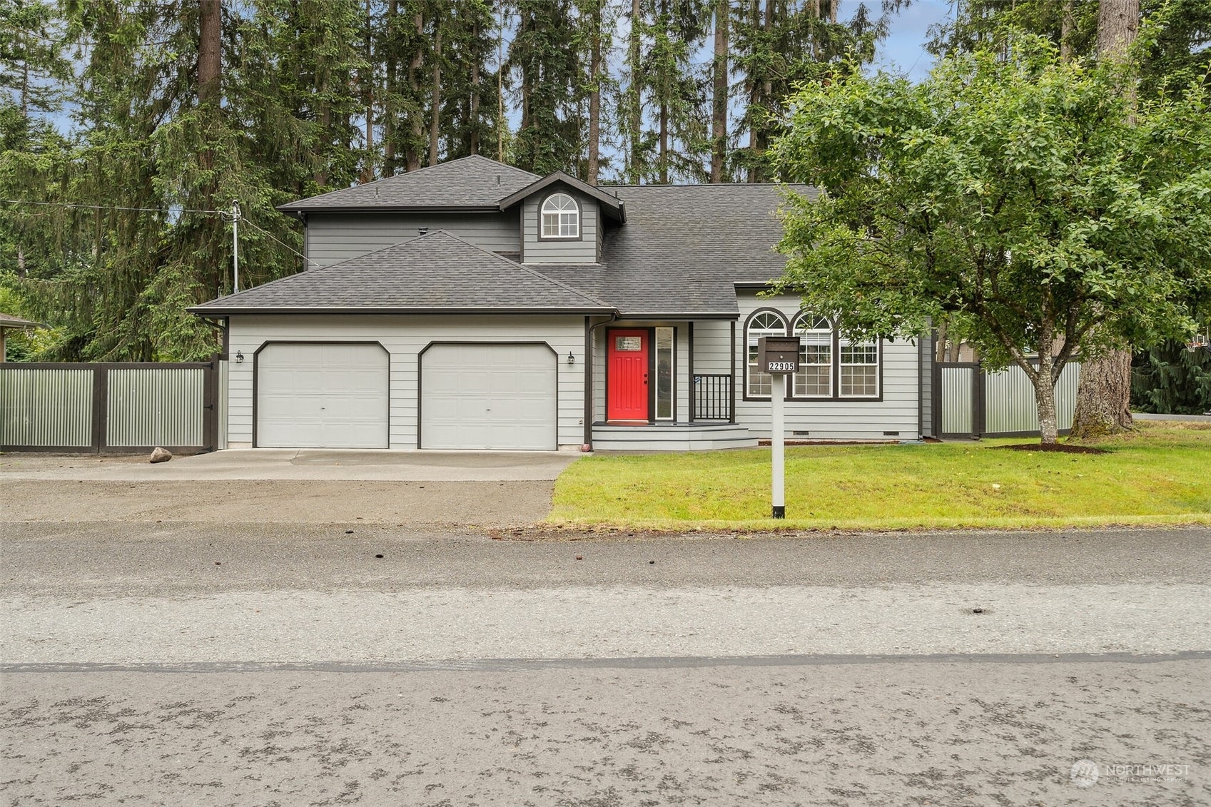 Property Photo:  22905 SE 287th Street  WA 98038 