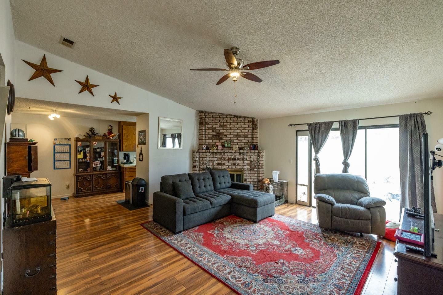 Property Photo: 431 Fulton Way CA 93907