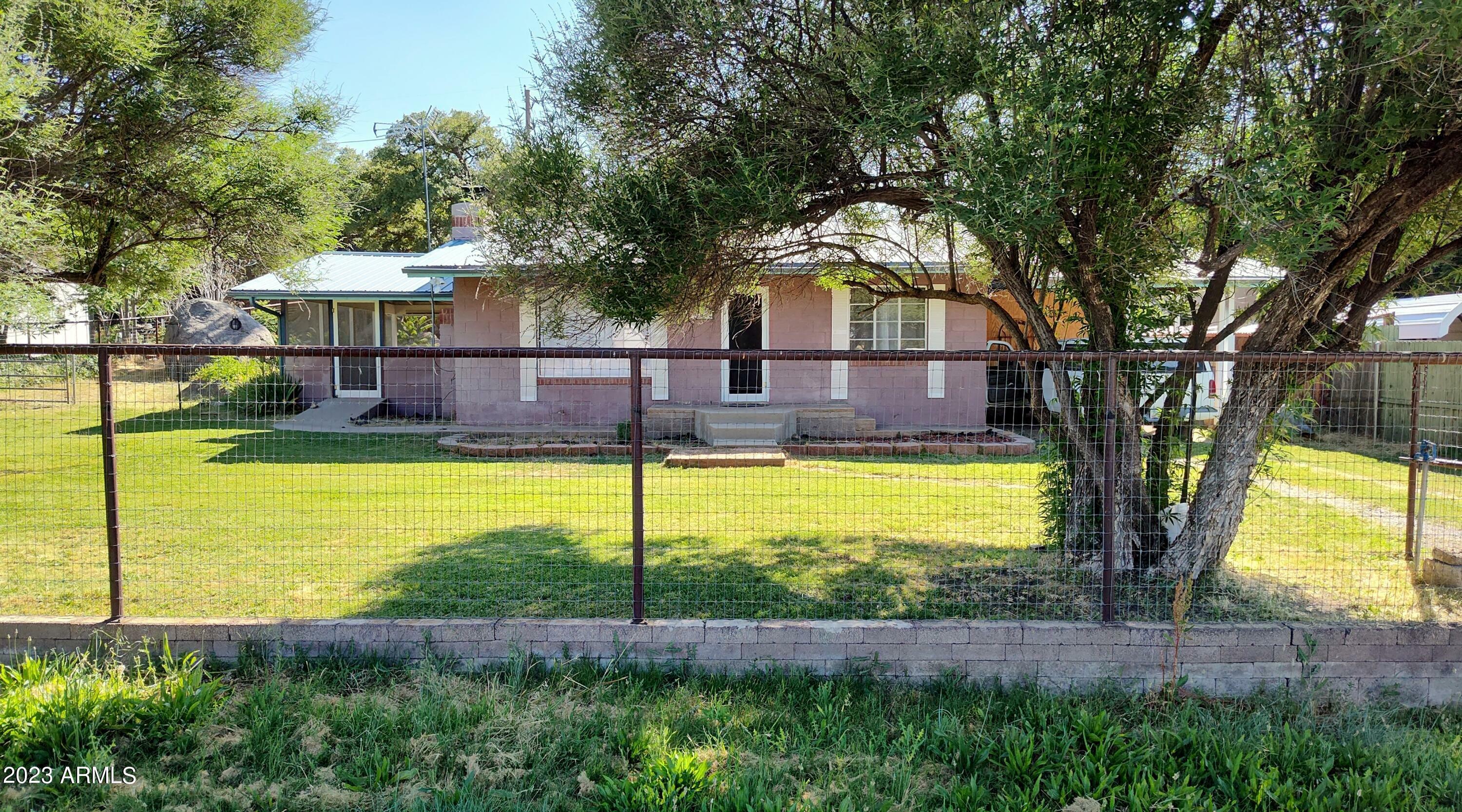 Property Photo:  23092 S Lakewood Drive  AZ 85362 