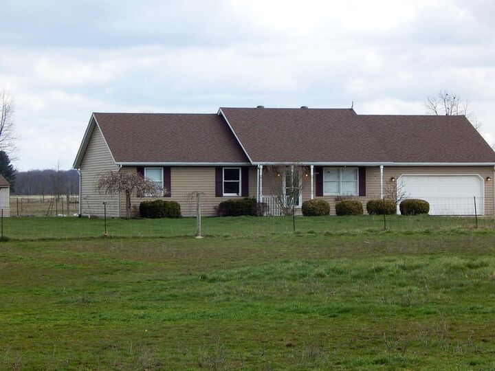 314 Pansy Rd  Blanchester OH 45107 photo