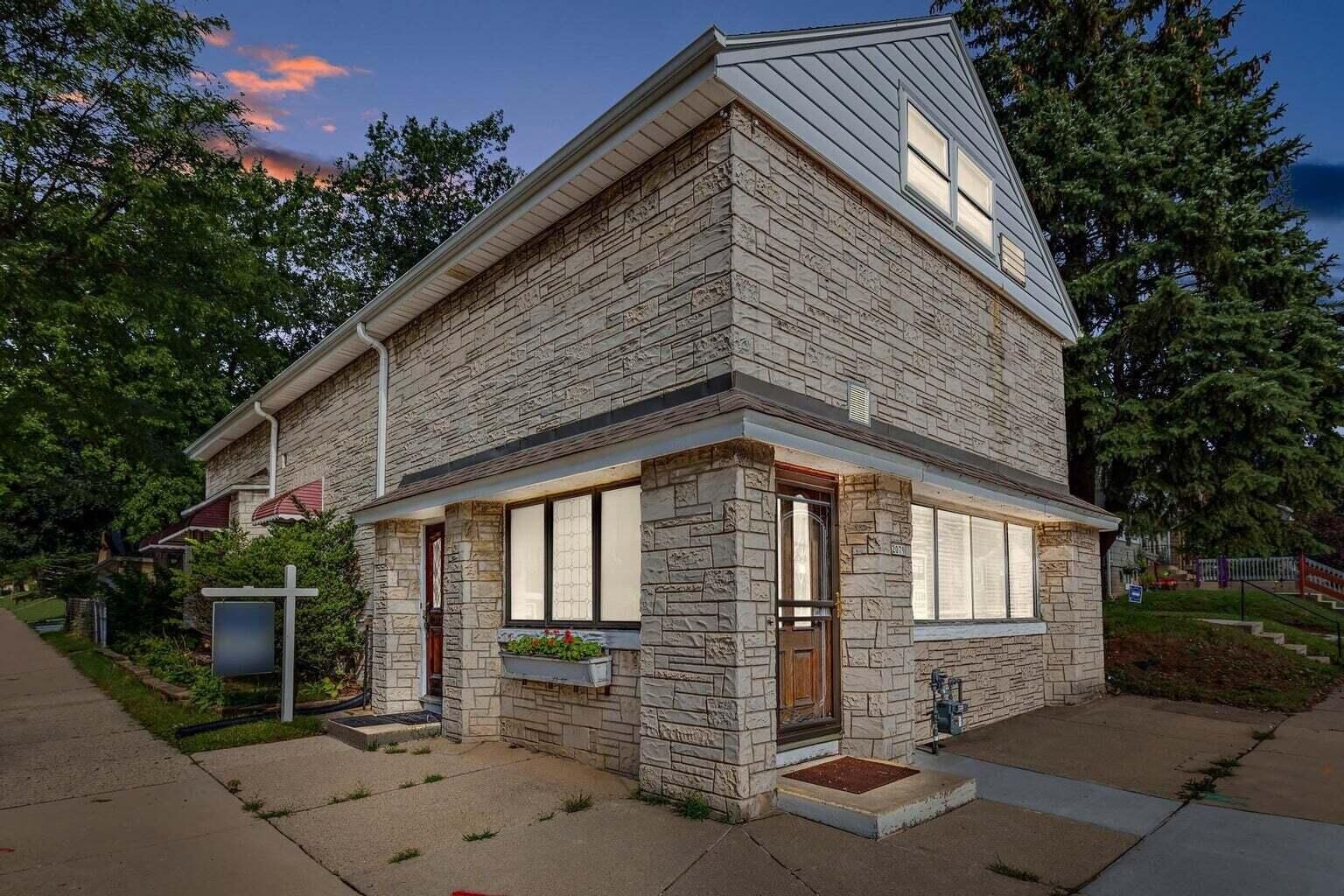 Property Photo:  2079 S 92nd St  WI 53227 