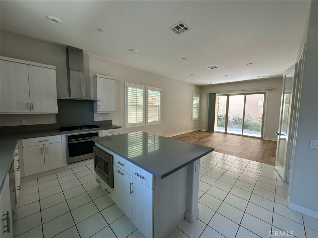 Property Photo:  800 Beacon  CA 92618 