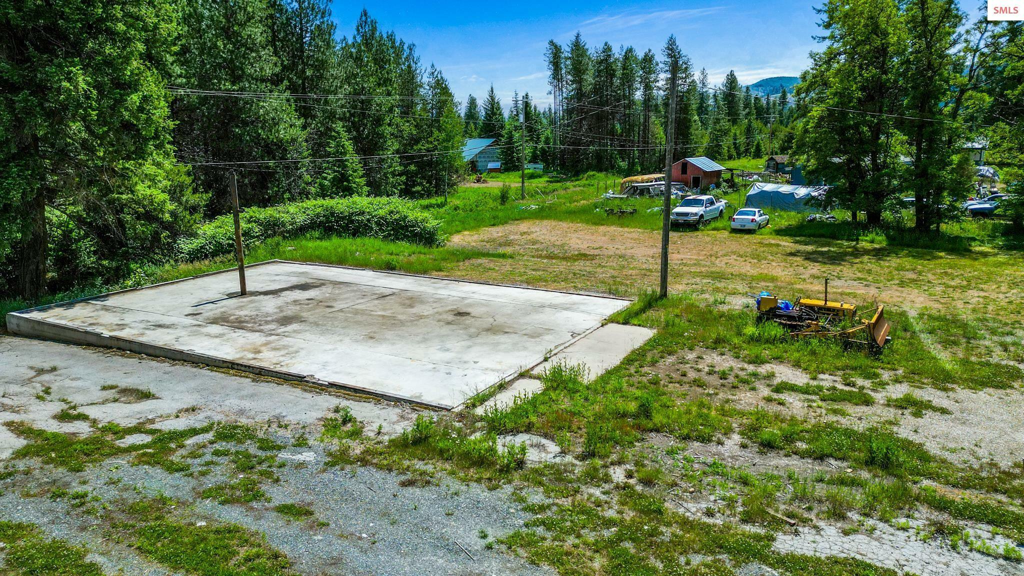 Property Photo: 1101 Cemetery Rd ID 83856