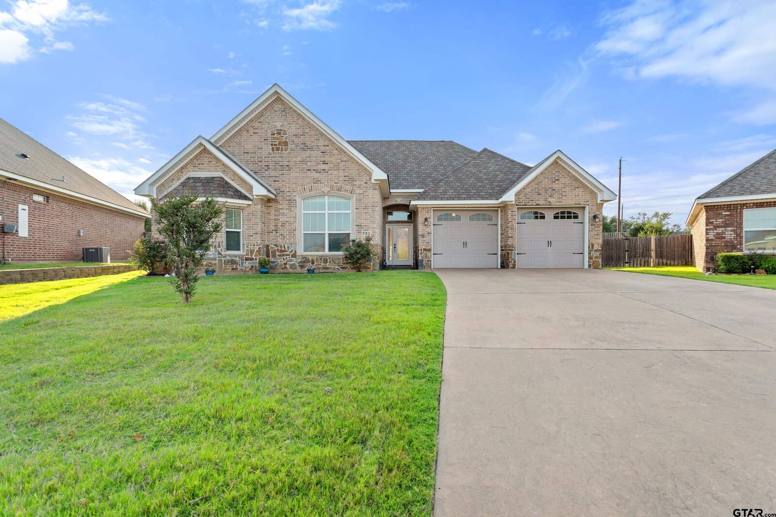 Property Photo:  721 White Bear Trail  TX 75771 