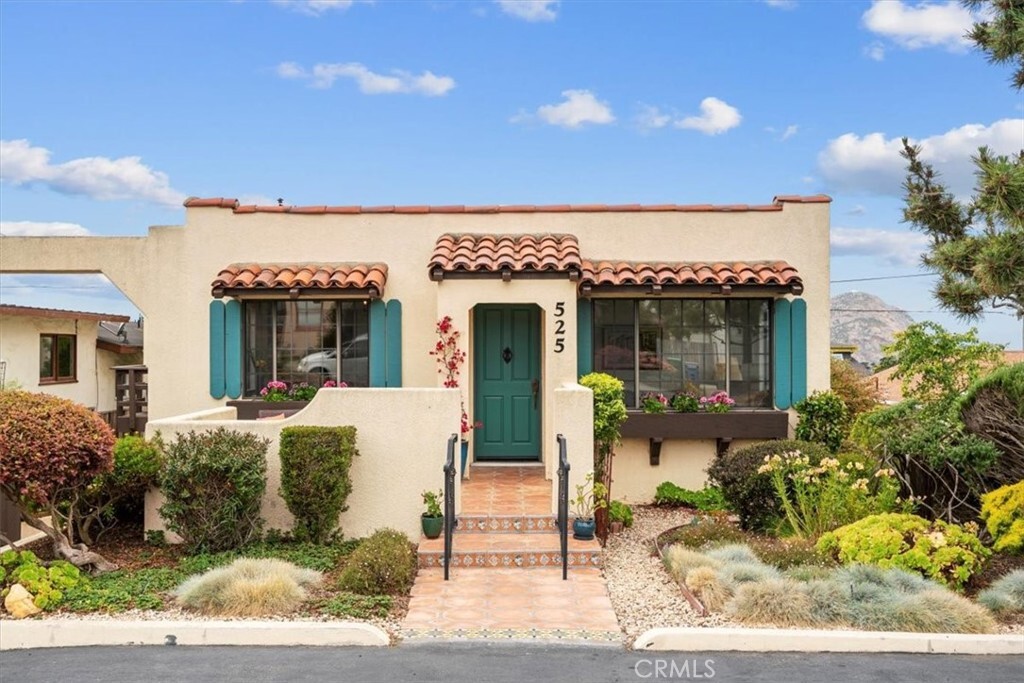Property Photo:  525 Bernardo Ave  CA 93442 