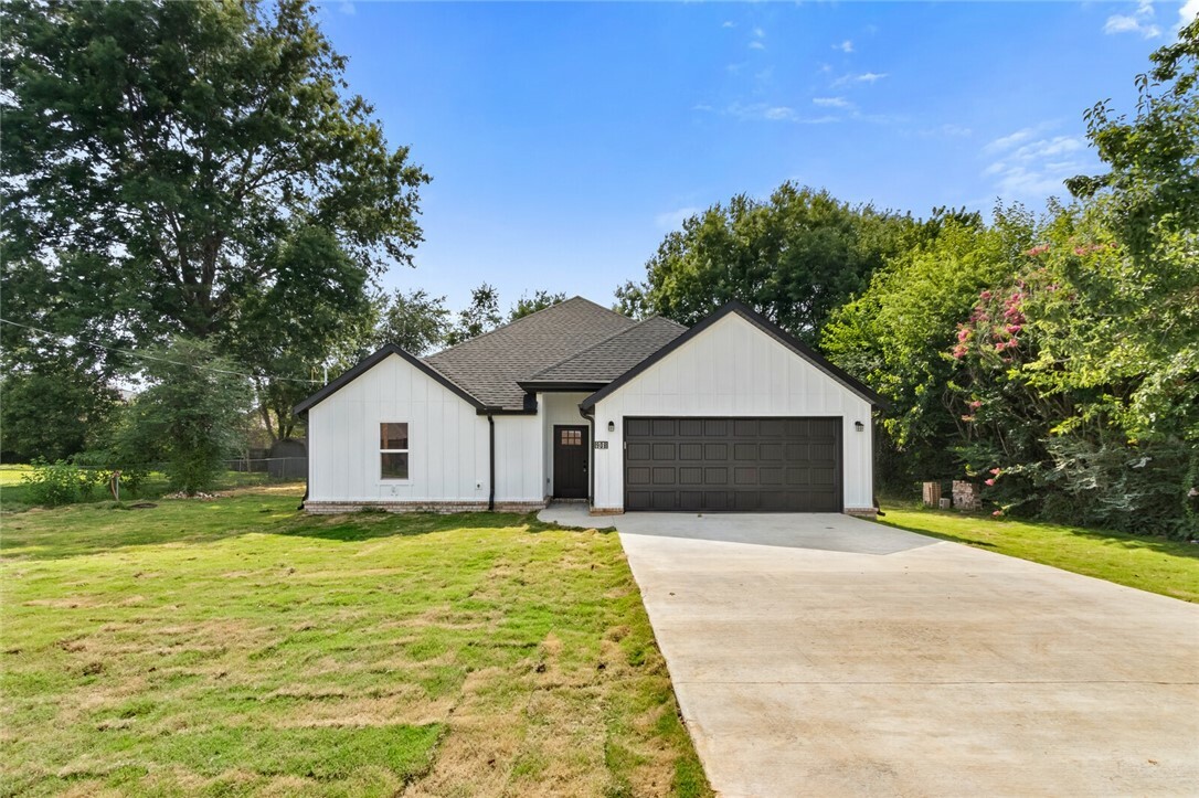 Property Photo:  908 SW Tater Black Road  AR 72712 