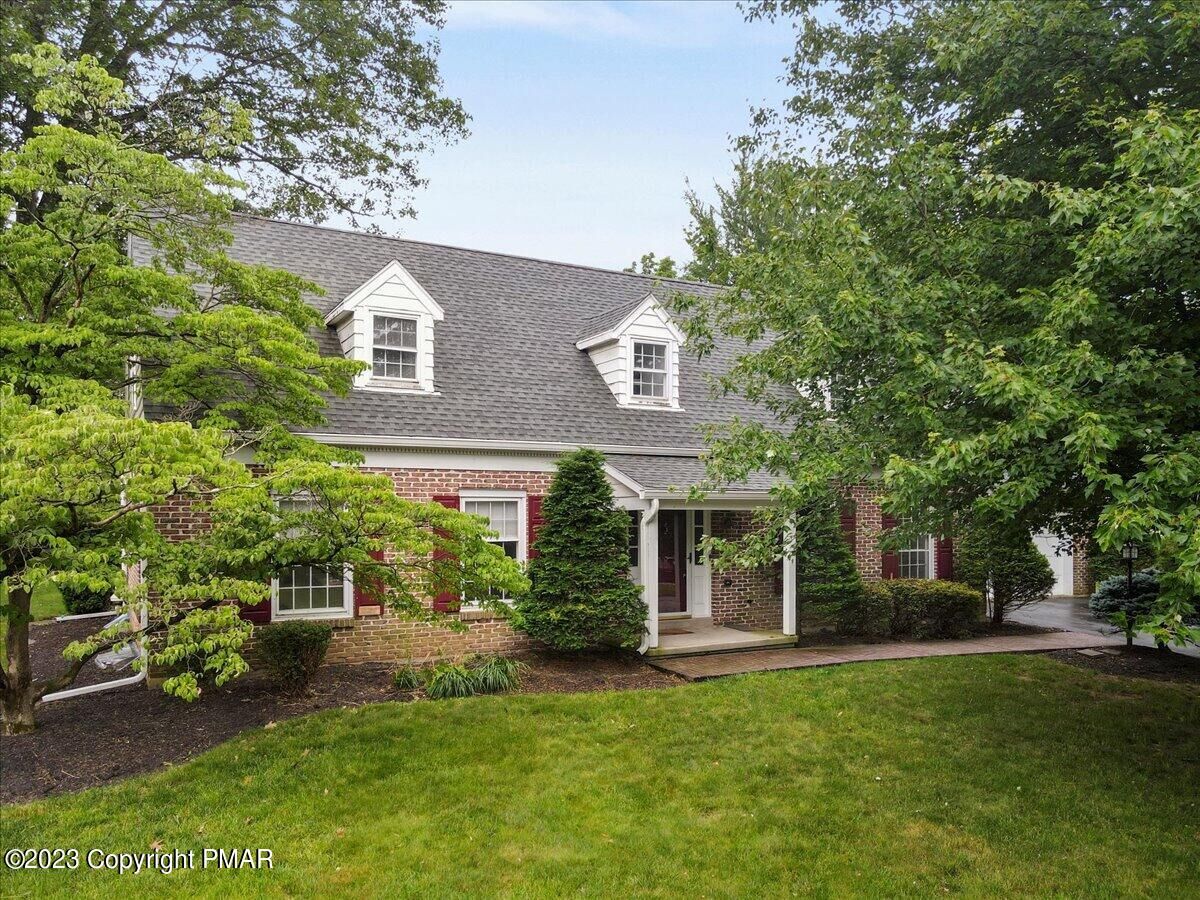 Property Photo: 766 Barrymore Lane PA 18017