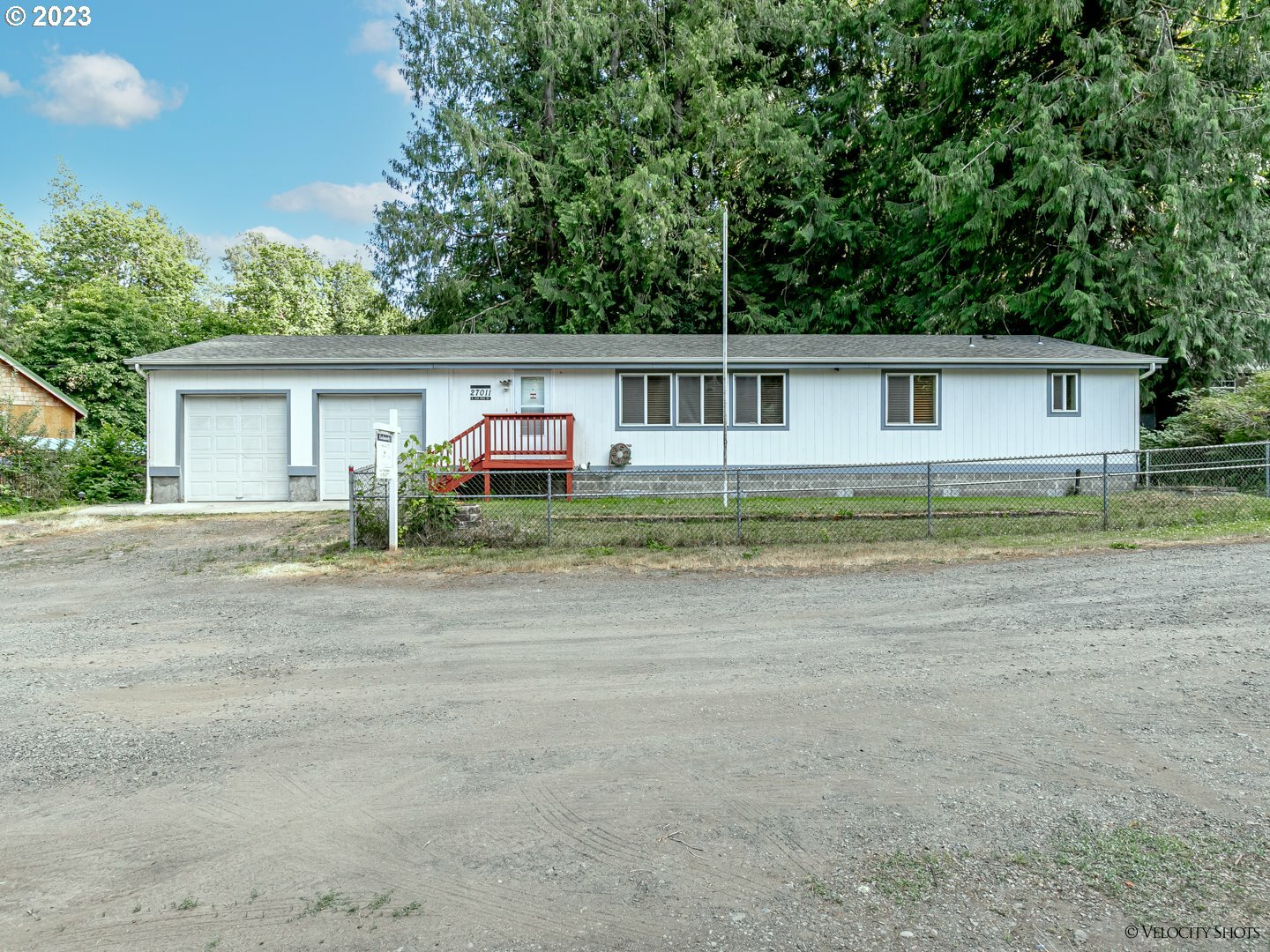 Property Photo:  27011 E Elk Park Rd  OR 97067 