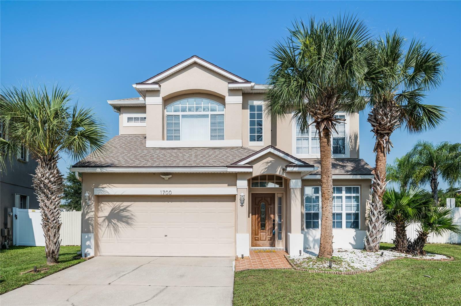 Property Photo:  1700 Meadow Pond Way  FL 32824 