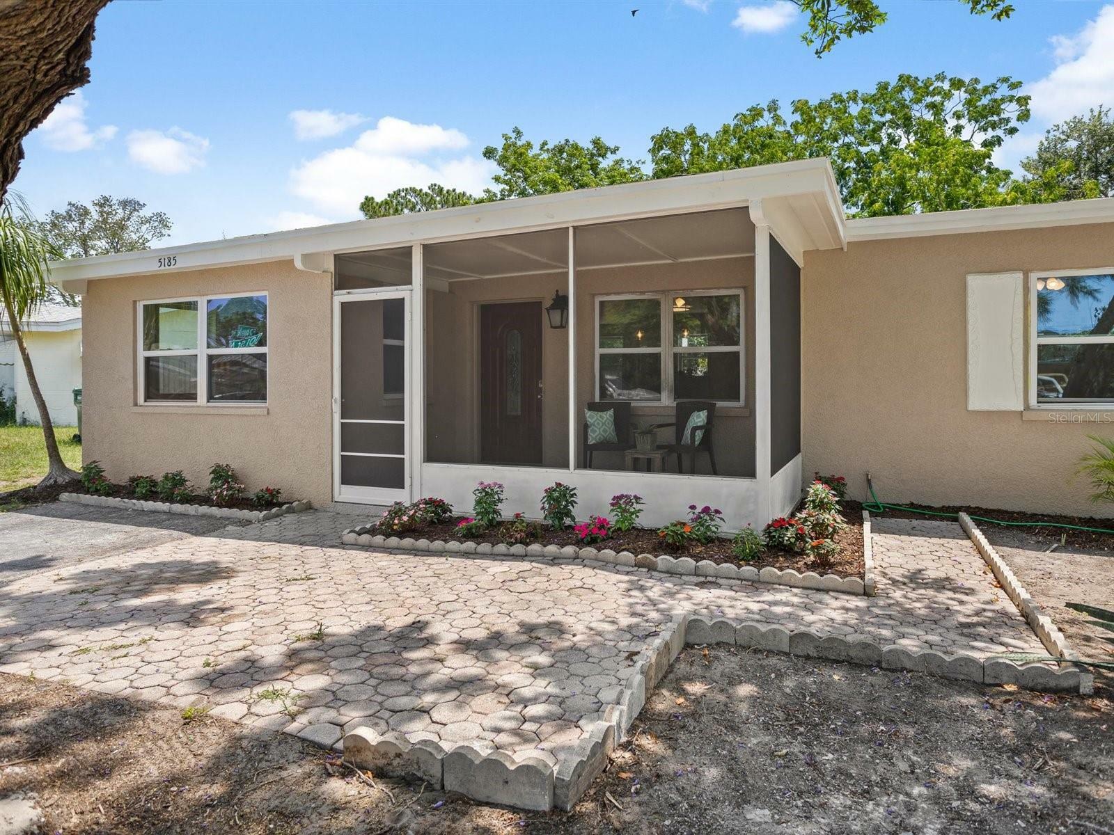 Property Photo: 5185 101st Street N FL 33708