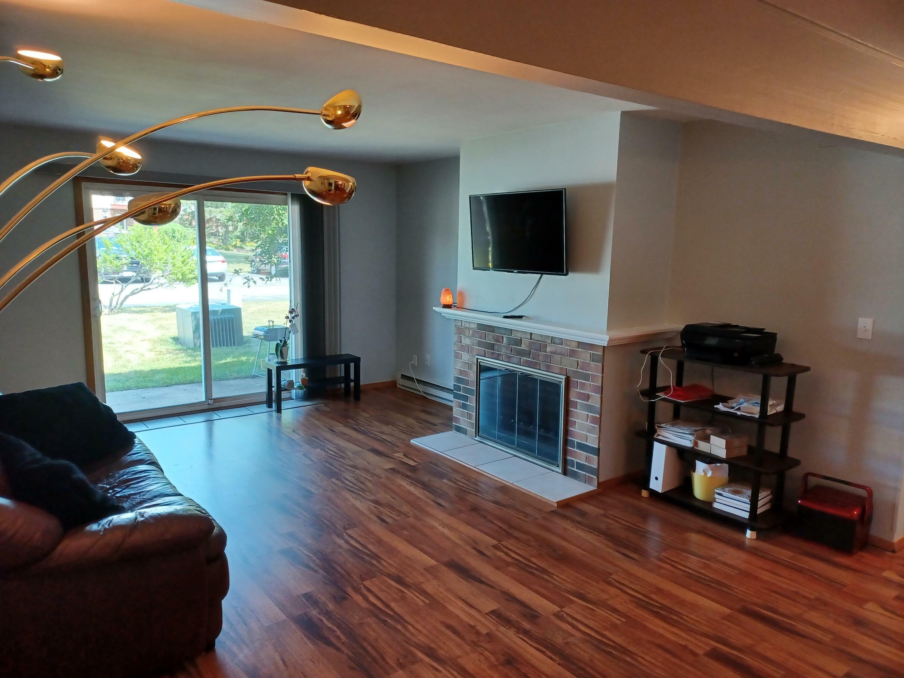 Property Photo:  10625 N Ivy Ct 53  WI 53092 