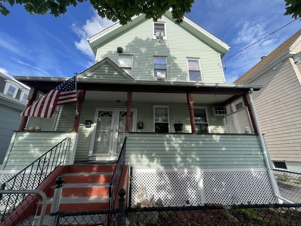 Property Photo: 181 Highland Ave MA 02148