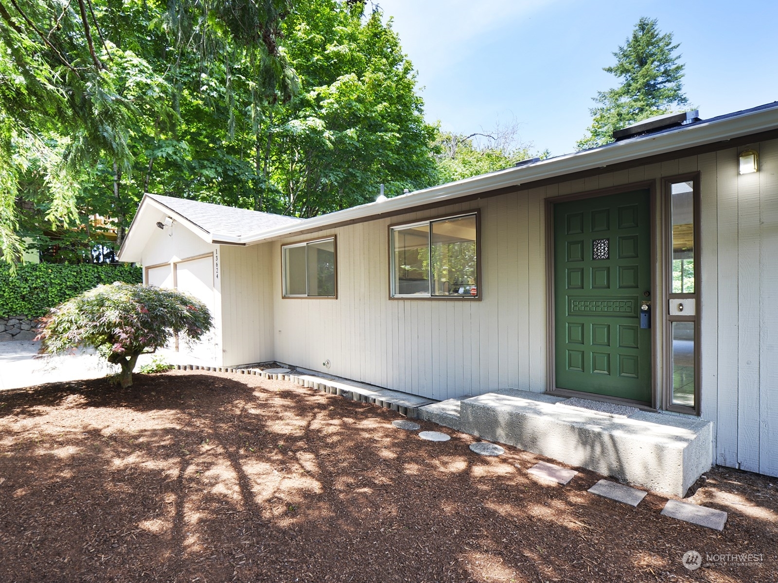 Property Photo:  13624 SE 180th Street  WA 98058 