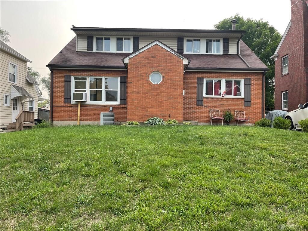 Property Photo: 1731 Benson Drive OH 45406