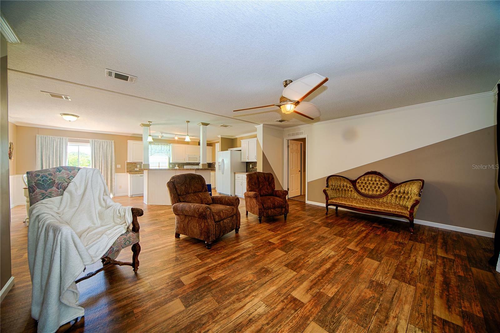 Property Photo:  220 Dyson Road  FL 33844 