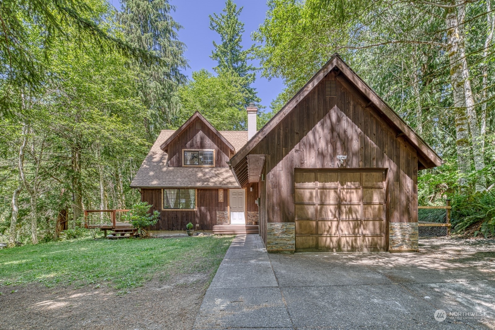 Property Photo:  161 W Thunderbird Drive  WA 98541 