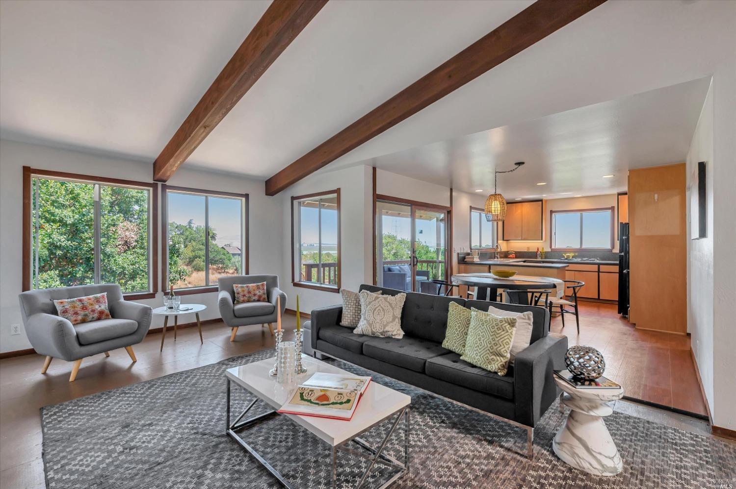 Property Photo: 125 Iolanthus Avenue CA 94945