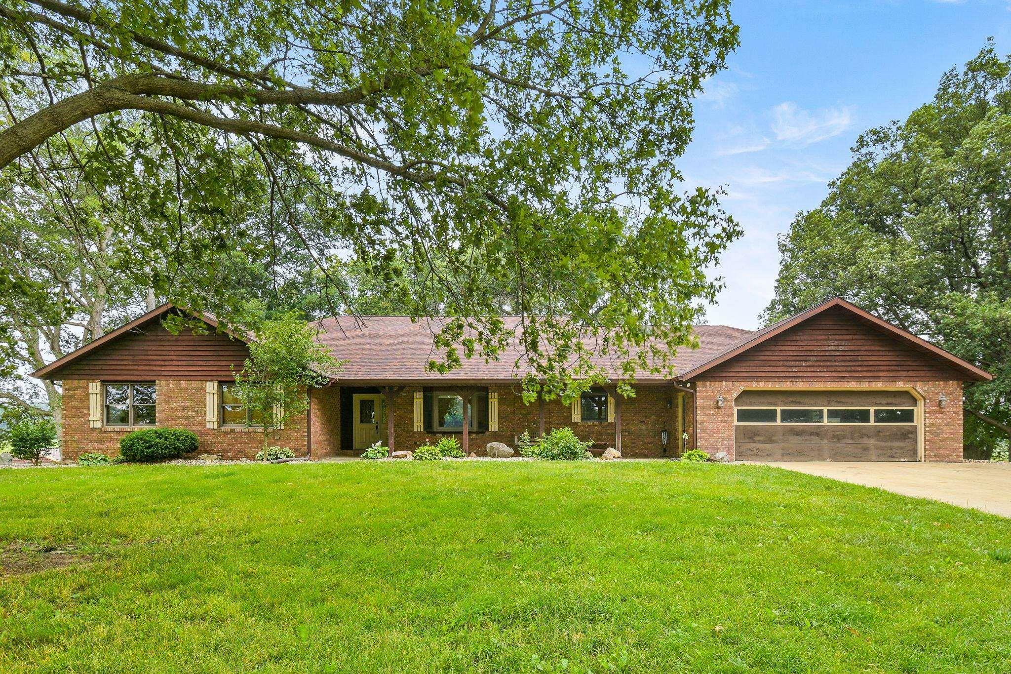 Property Photo:  5133 S Packerton Road  IN 46580 