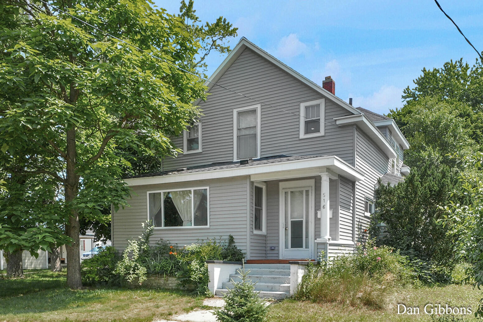 Property Photo:  516 S Bridge Street  MI 48809 